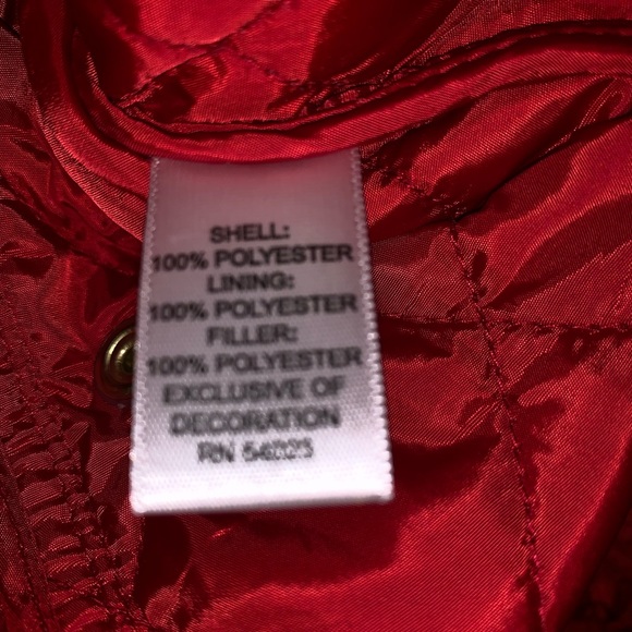 Banana Republic Ladies red quilted jacket. - Picture 4 of 6